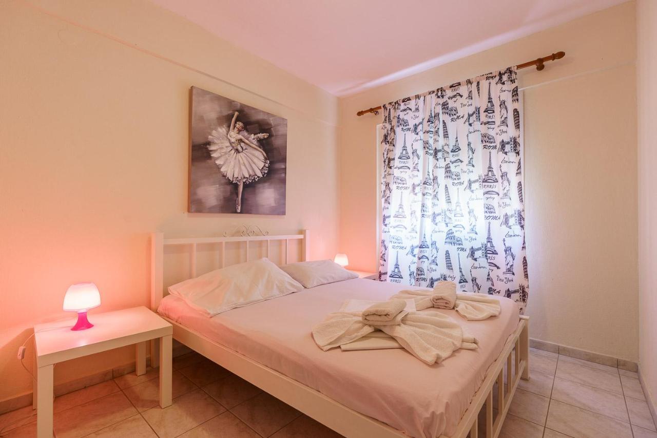 Apartments Alexandros Polychrono Exterior photo